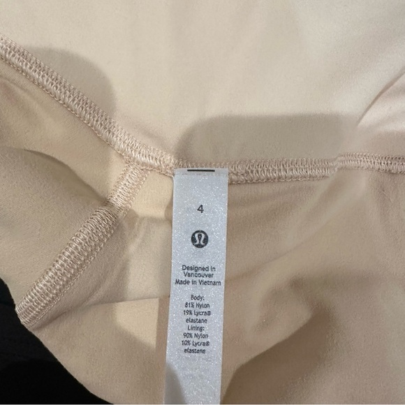 Lululemon Prosecco Align Leggings With Pockets - Picture 6 of 6